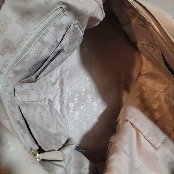 Pre-owned leather Michael Kors two handle beidge/cream satchel - Picture 7 of 16